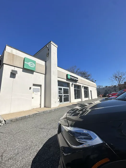Enterprise Rent-A-Car Picture 2