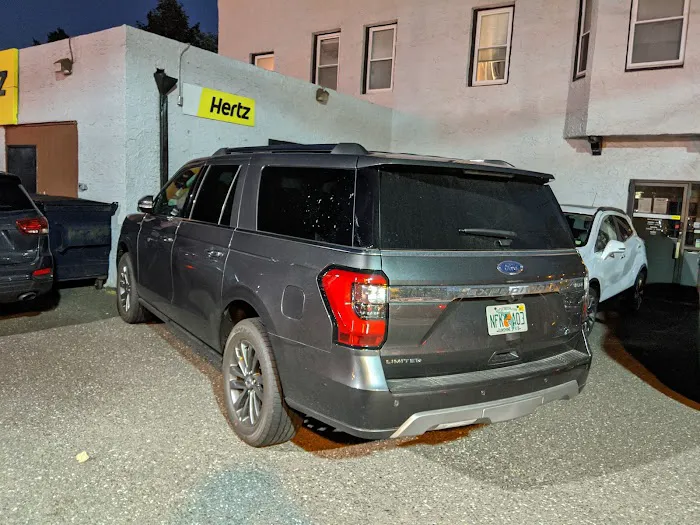 Hertz Car Rental - Maplewood - Springfield Avenue Picture 10