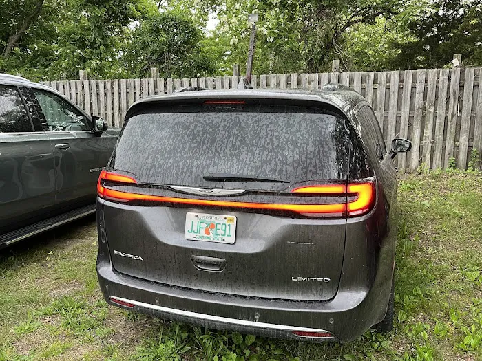 Avis Car Rental Picture 6
