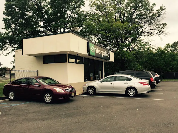 Enterprise Rent-A-Car Picture 9