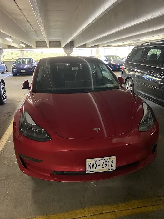 Hertz Car Rental - Jersey City - Mall Drive W Picture 8