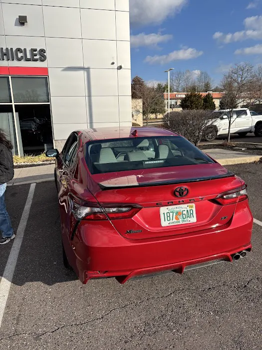 Hertz Car Rental - Jersey City - Mall Drive W Picture 7