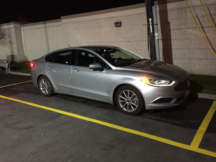 Enterprise Rent-A-Car Picture 2
