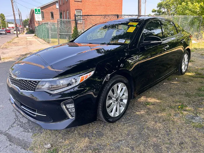 Rent a Car Picture 2