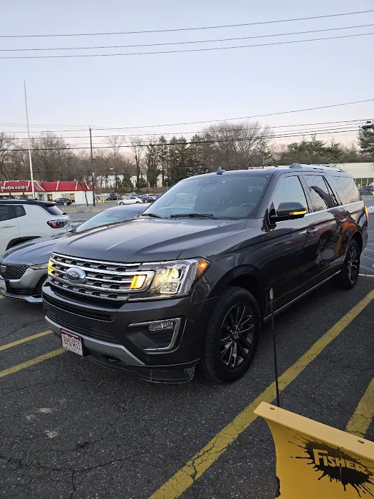 Avis Car Rental Picture 9
