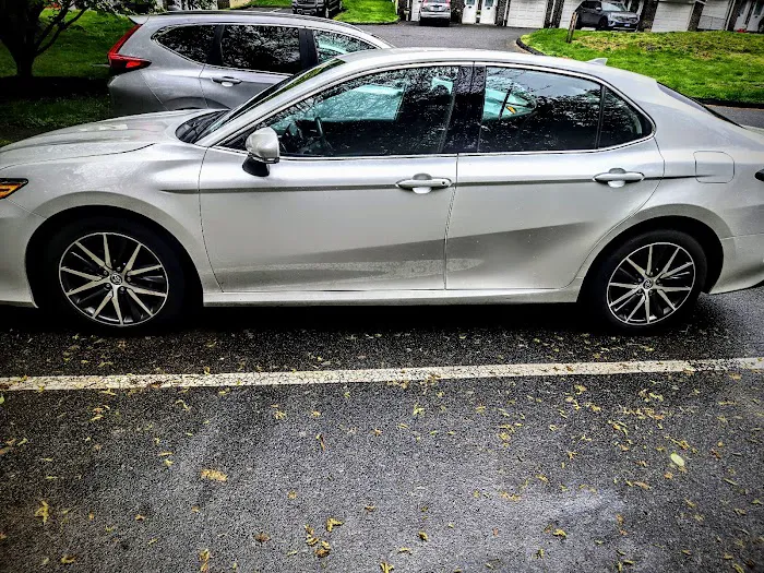 Enterprise Rent-A-Car Picture 5