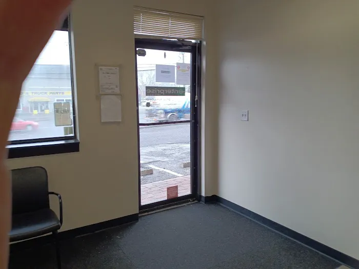 Enterprise Rent-A-Car Picture 7