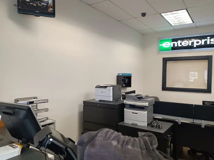 Enterprise Rent-A-Car Picture 6