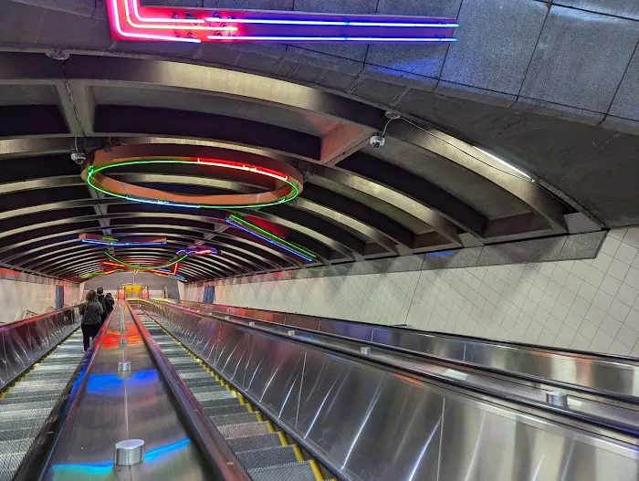 Exchange Place PATH Station Picture 7