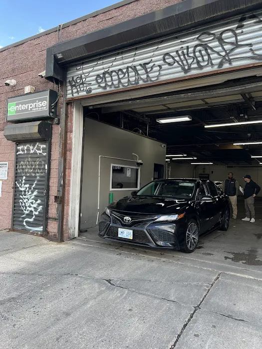 Enterprise Rent-A-Car Picture 10