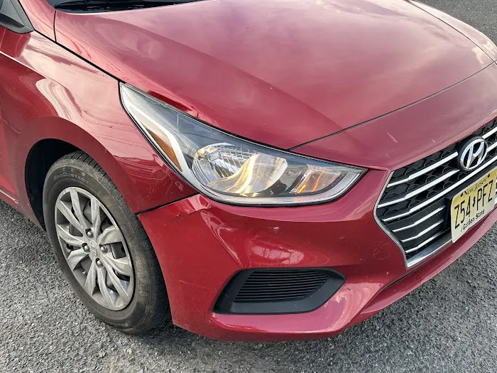 Priceless Car Rental Picture 2