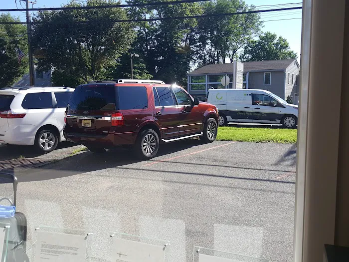 Avis Car Rental Picture 3