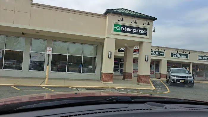 Enterprise Rent-A-Car Picture 2