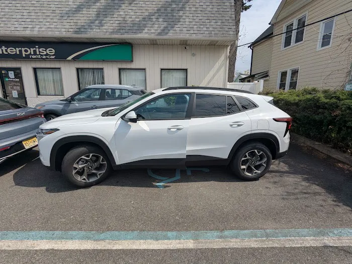 Enterprise Rent-A-Car Picture 6