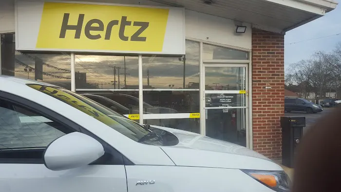 Hertz Car Rental - Lakewood - Ocean Avenue Picture 2