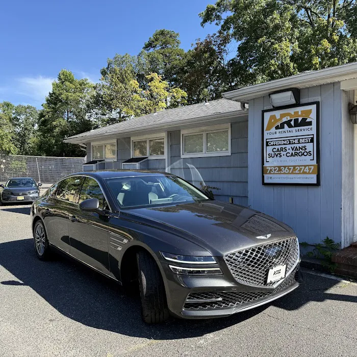 Ariz Car Rental Picture 5