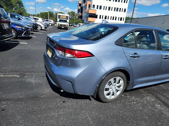 Velocity Rent A Car Picture 1