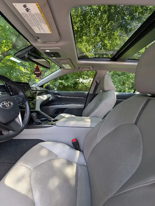 Velocity Rent A Car Picture 2