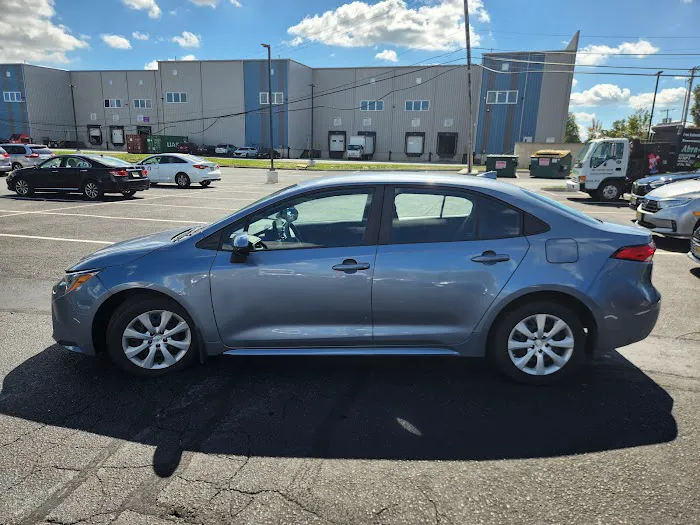 Velocity Rent A Car Picture 10