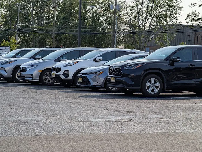 Velocity Rent A Car Picture 4