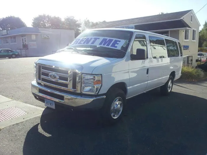 Priceless Car Rental Picture 4