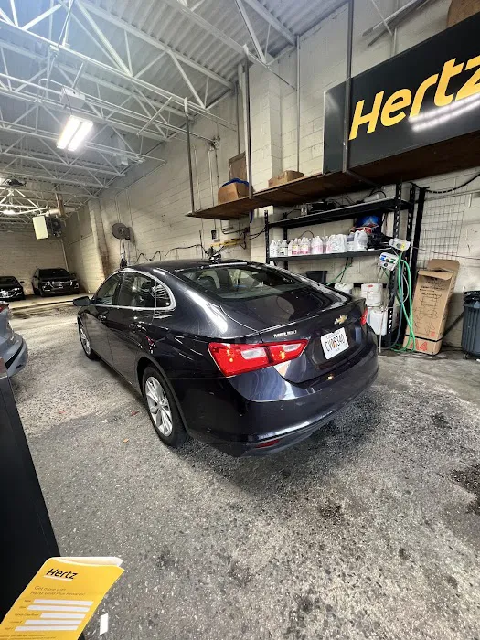 Hertz Picture 2