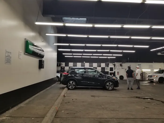 Enterprise Rent-A-Car Picture 3