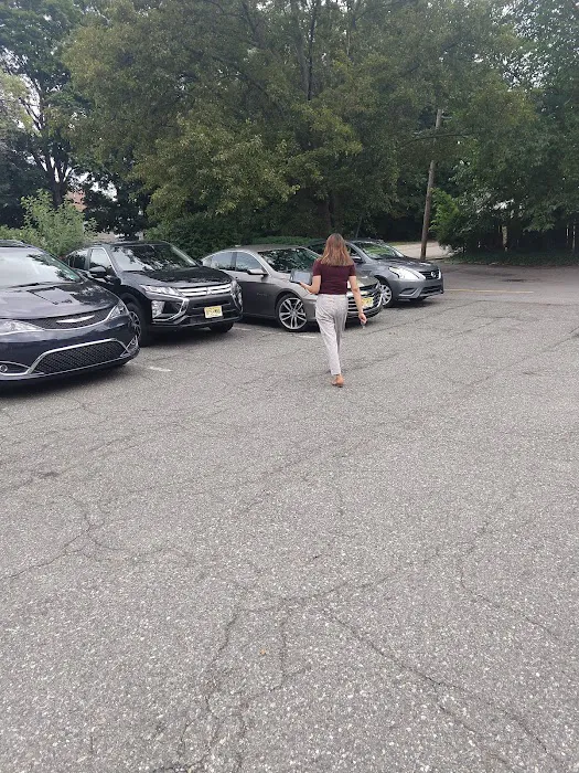 Enterprise Rent-A-Car Picture 9