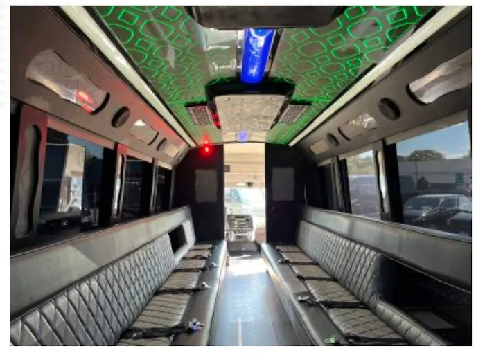 The Good Life Transportation Company Picture 6