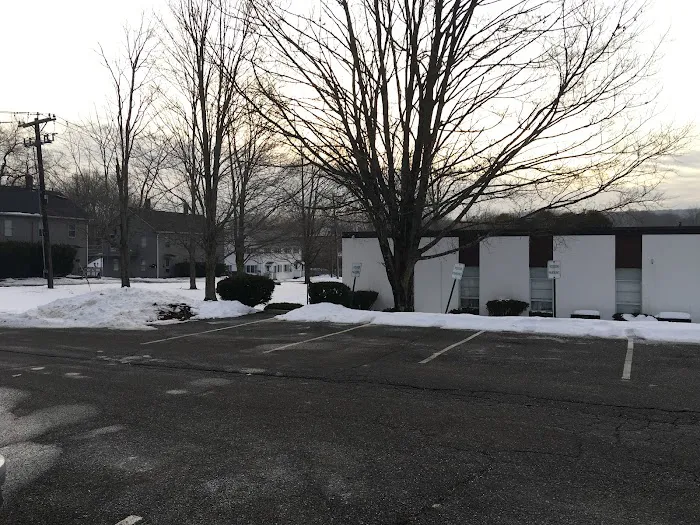 Hertz Car Rental - New Milford - Anderson Avenue Picture 4