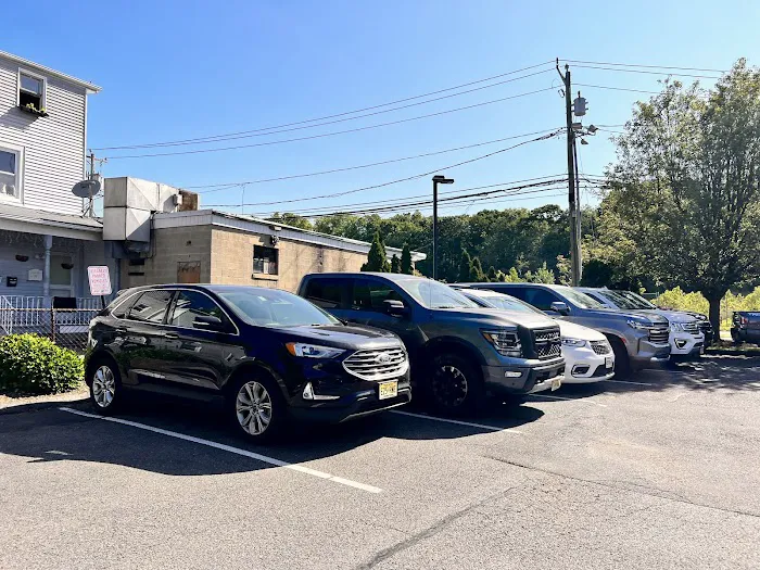 Enterprise Rent-A-Car Picture 3