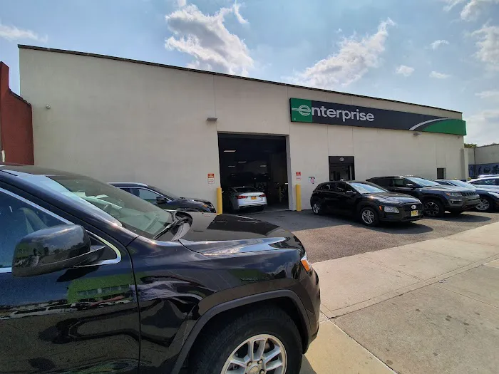 Enterprise Rent-A-Car Picture 7