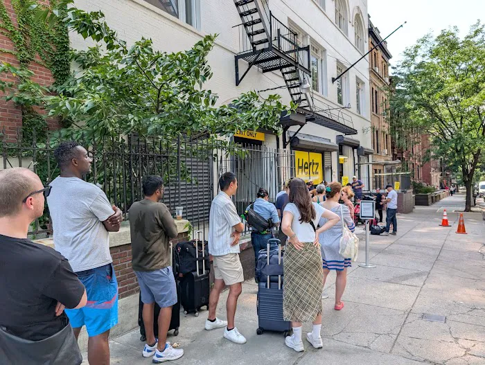 Hertz Car Rental - Brooklyn - Union Street Picture 5
