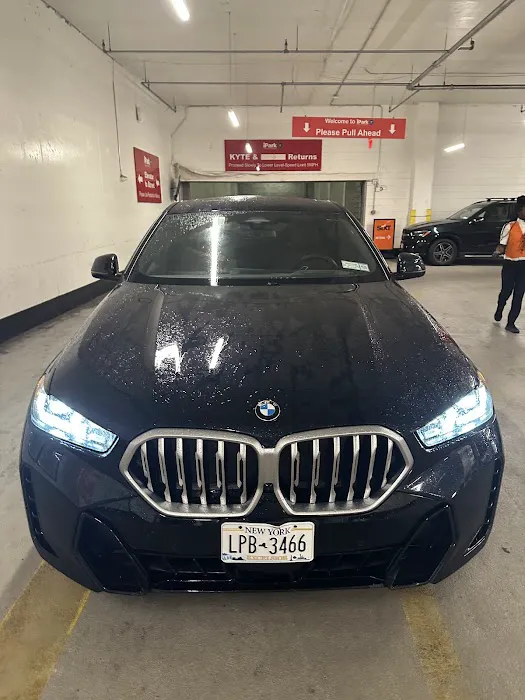 SIXT Rent A Car New York City Brooklyn Picture 6