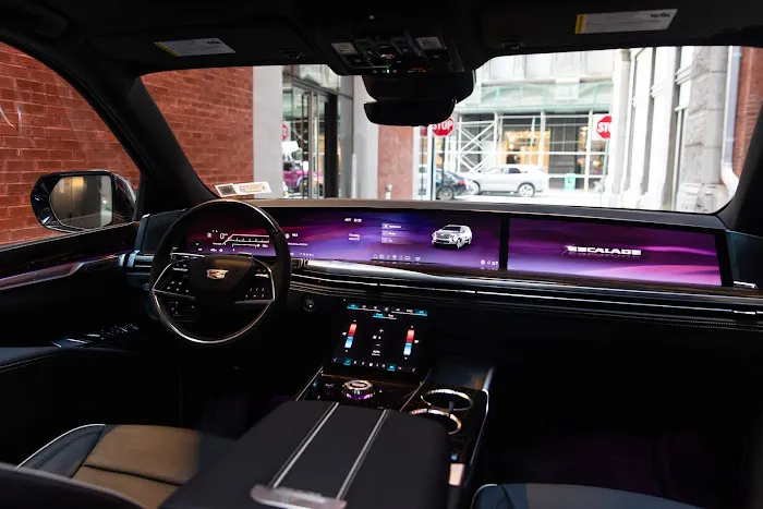 RealCar: Premium & Luxury Car Rental Brooklyn Picture 5