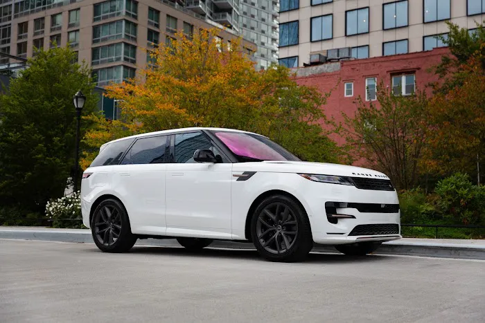 RealCar: Premium & Luxury Car Rental Brooklyn Picture 7