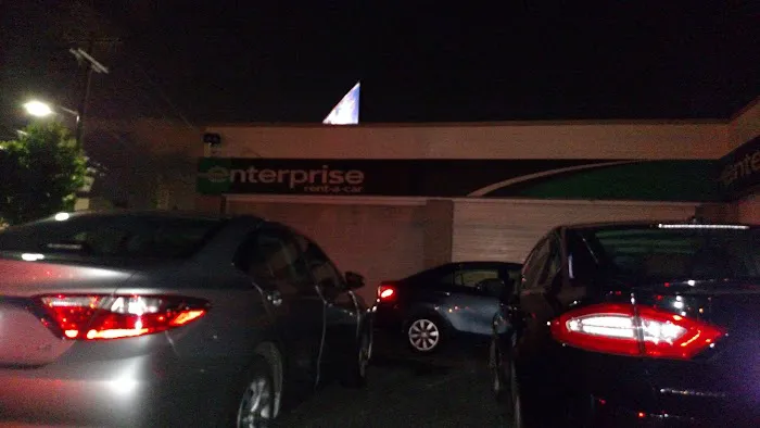Enterprise Rent-A-Car Picture 1