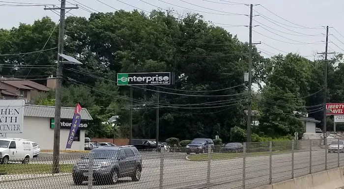 Enterprise Rent-A-Car Picture 7
