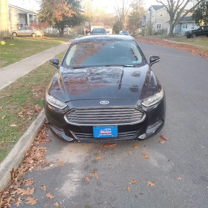 Goldstar Auto Rental Picture 2