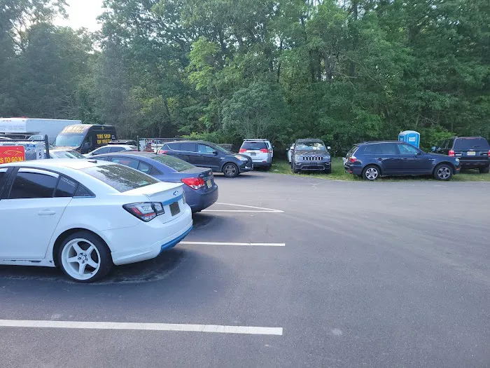 Goldstar Auto Rental Picture 10