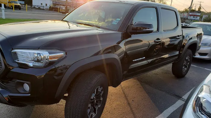 Enterprise Rent-A-Car Picture 2