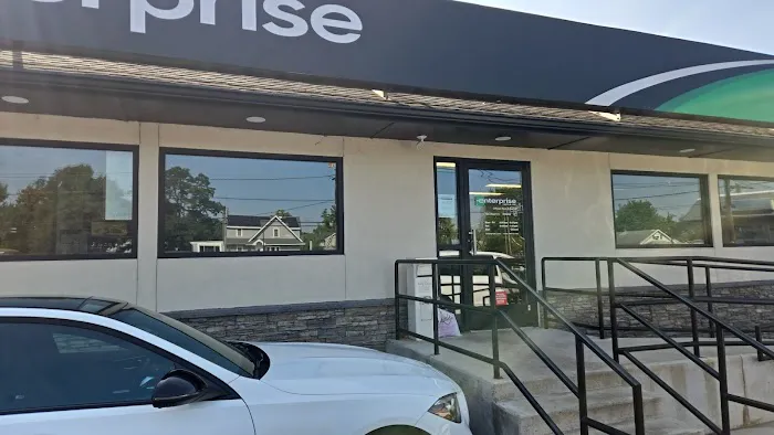 Enterprise Rent-A-Car Picture 10