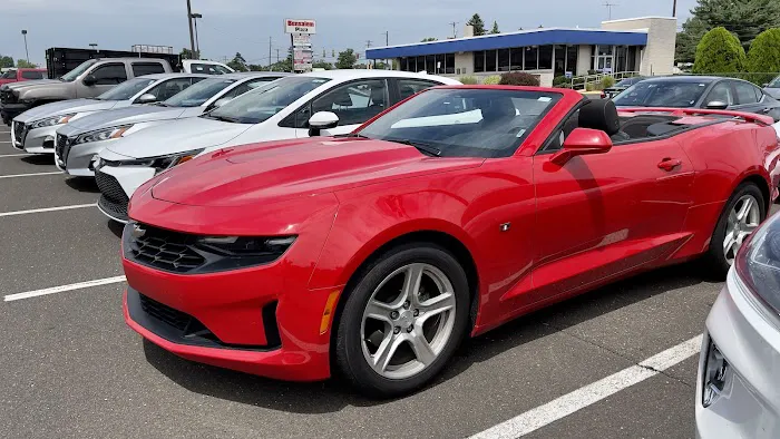 Avis Car Rental Picture 1