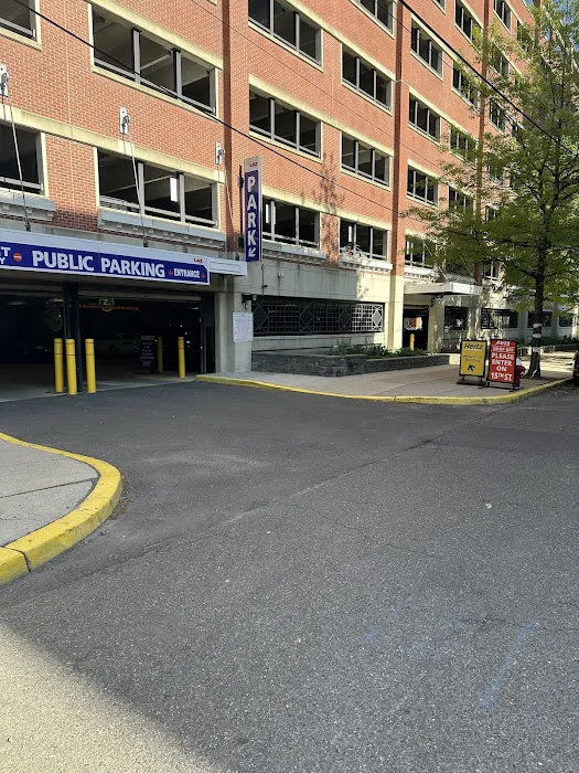 Hertz Car Rental - Hoboken - Bloomfield Street Picture 6