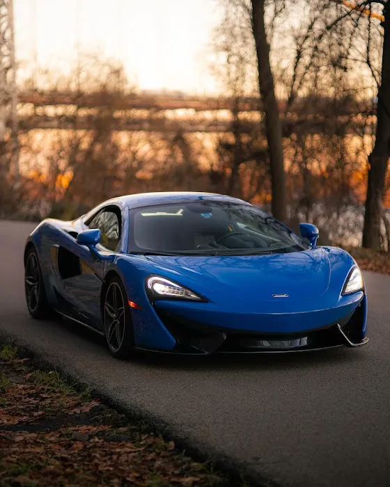 Broadway Supercars Picture 8