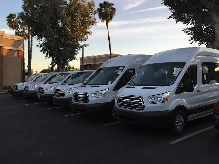 Yale Car Van Rental /15 passenger Sprinter Picture 5