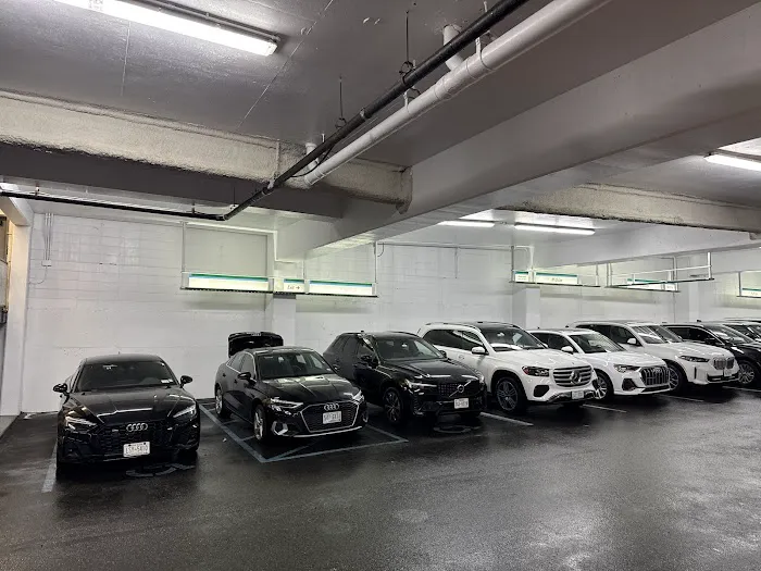 Enterprise Rent-A-Car Picture 7
