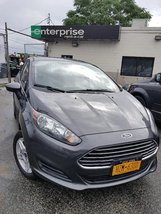 Enterprise Rent-A-Car Picture 9