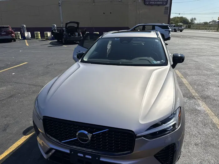 HyperLot rental Picture 7