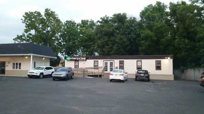 Enterprise Rent-A-Car Picture 8